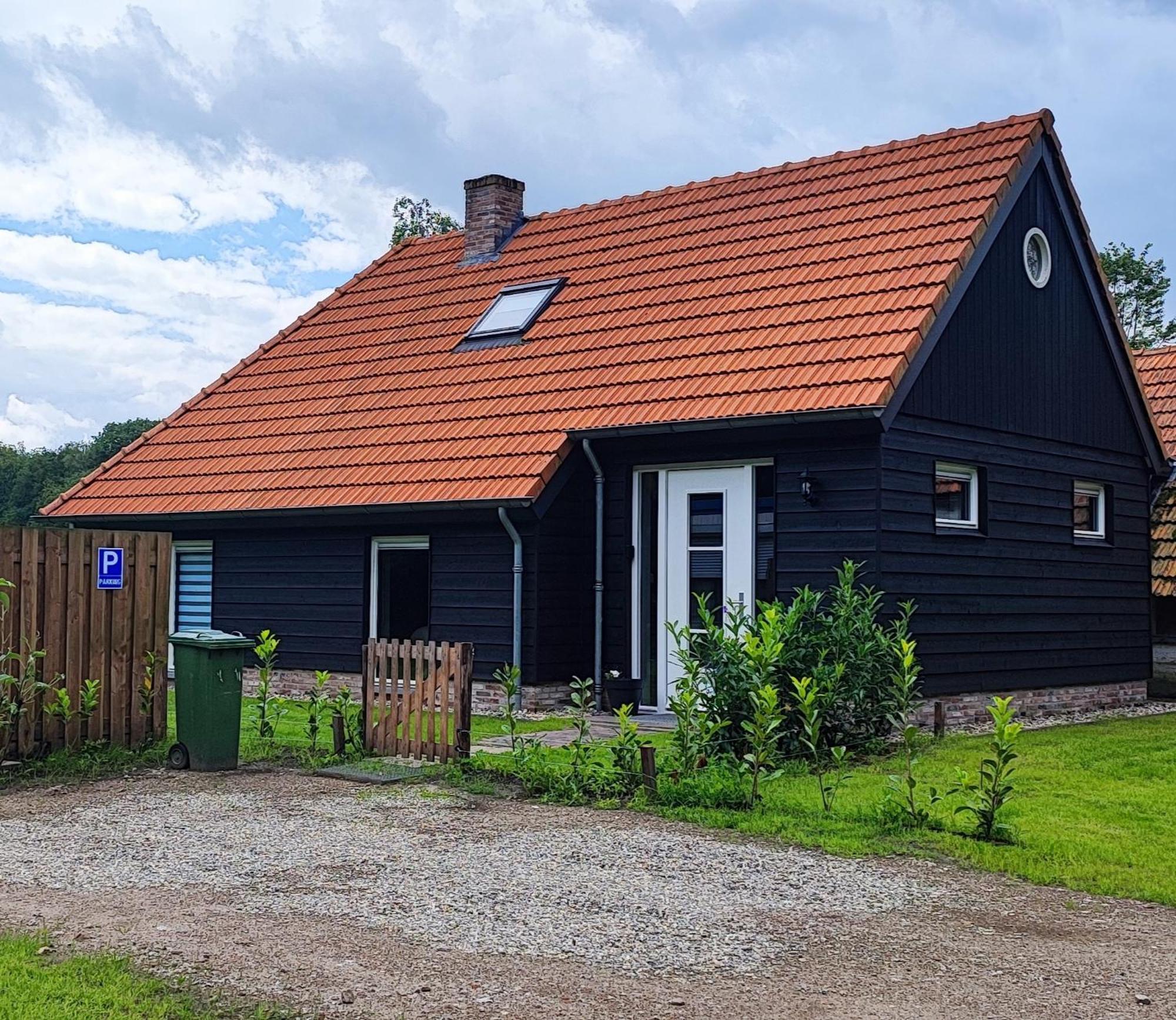 La Boheme Villa Nijeberkoop Luaran gambar